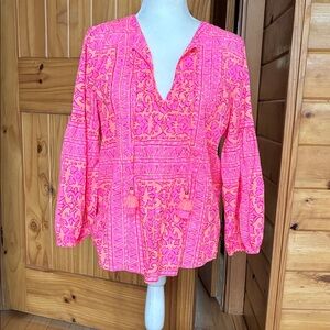 NWOT tortolo scarf print vineyard vines top